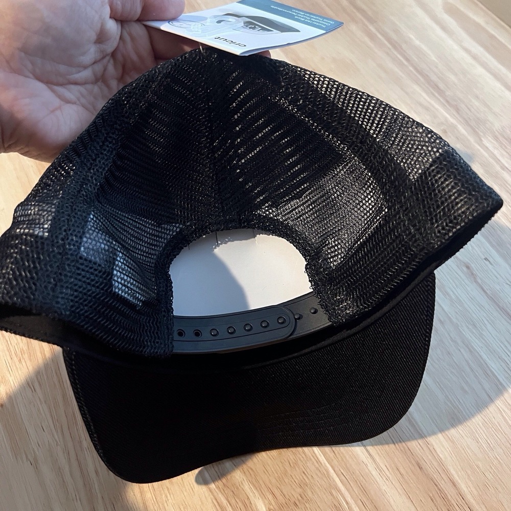 Cricut Infusible Ink Trucker Hat Blank, Black And white, Brand New - Picture 2 of 4
